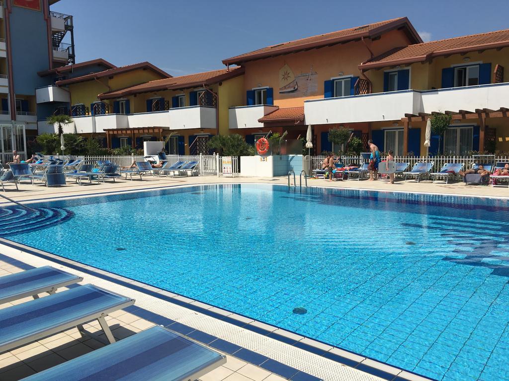 Aparthotel Villaggio Hemingway - Family Aparthotel Caorle